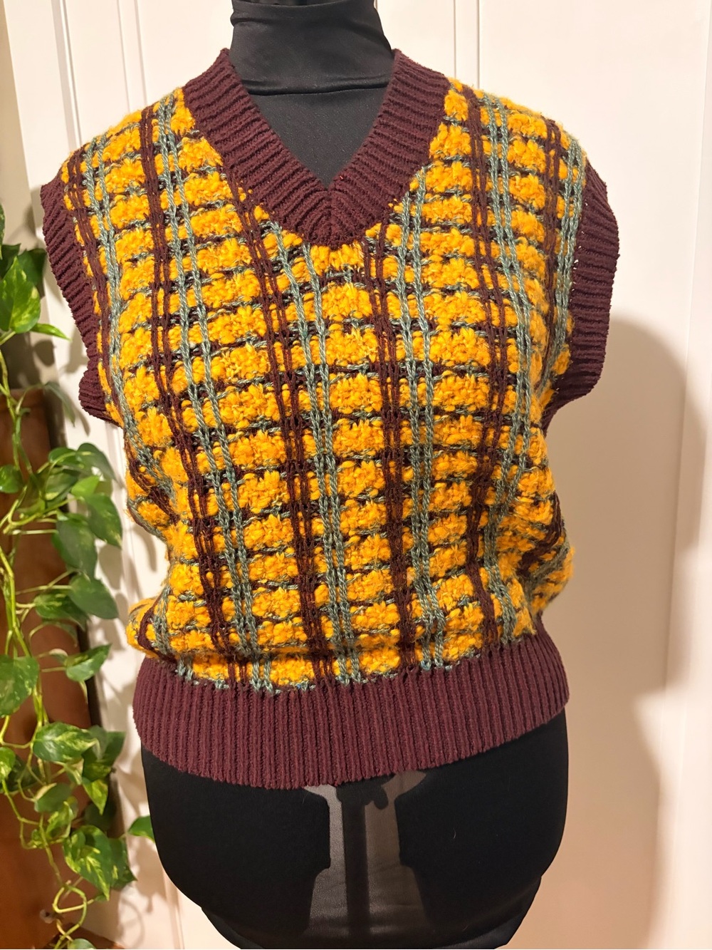 Zara Mustard & Burgundy V-Neck Textured Knit Sweater Vest